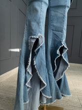 Cargar imagen en el visor de la galería, Oferta Pantalón con olanes
